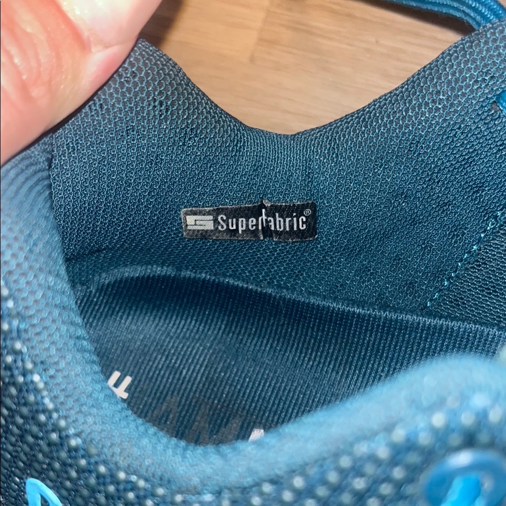 NOBULL Black and Blue Athletic Shoes with Streamlined Design 8 Womens - Picture 8 of 9